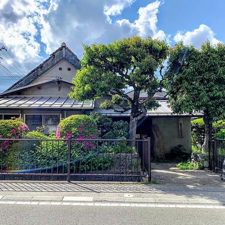 Guest House Yukari Tsuru Buitenkant foto