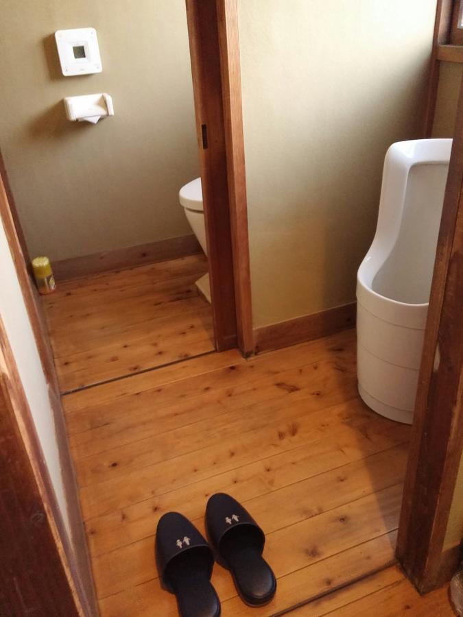 Guest House Yukari Tsuru Buitenkant foto